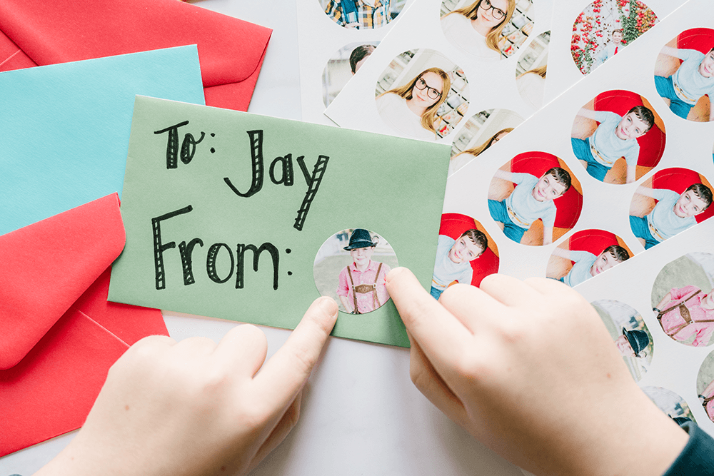 FeaturedPage_Gifting_WrappingEssentials